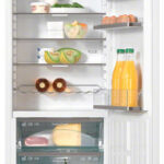 Miele K 34472 iD Kühlschrank links