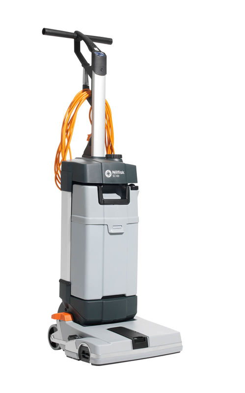 IP069705-1.jpg Nilfisk SC100E Scheuermaschine Böden/Teppiche Nass – Bild 1