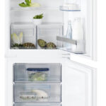 Electrolux IK2355B Kühlschrank links