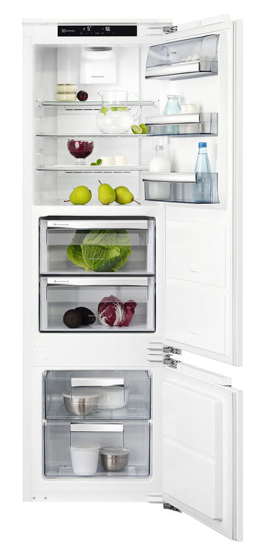 IP087992.jpg Electrolux IK2705BZR Kühlschrank rechts – Bild 1