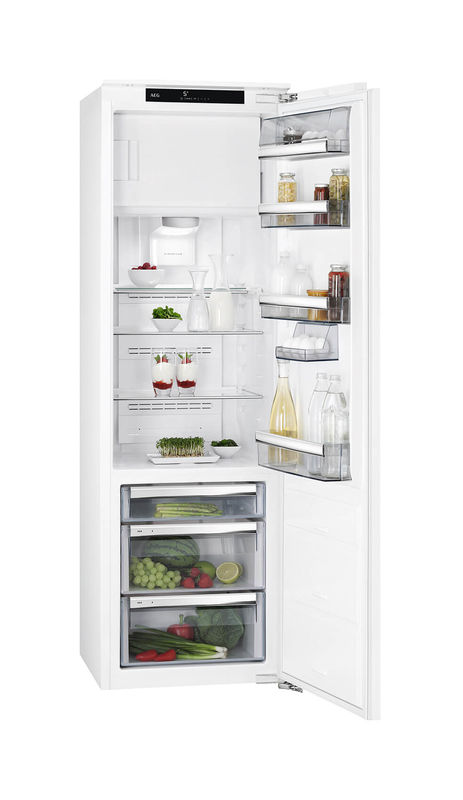 IP322870.jpg AEG AIK2654R Kühlschrank rechts – Bild 1