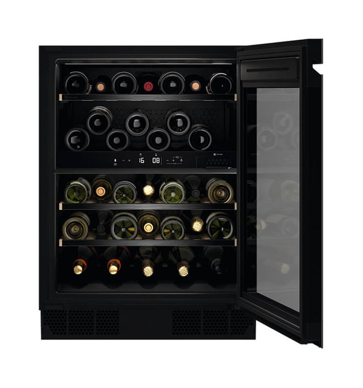 IP343563-1.jpg Electrolux WKU60DSP Weinkühlschrank Schwarz rechts – Bild 1